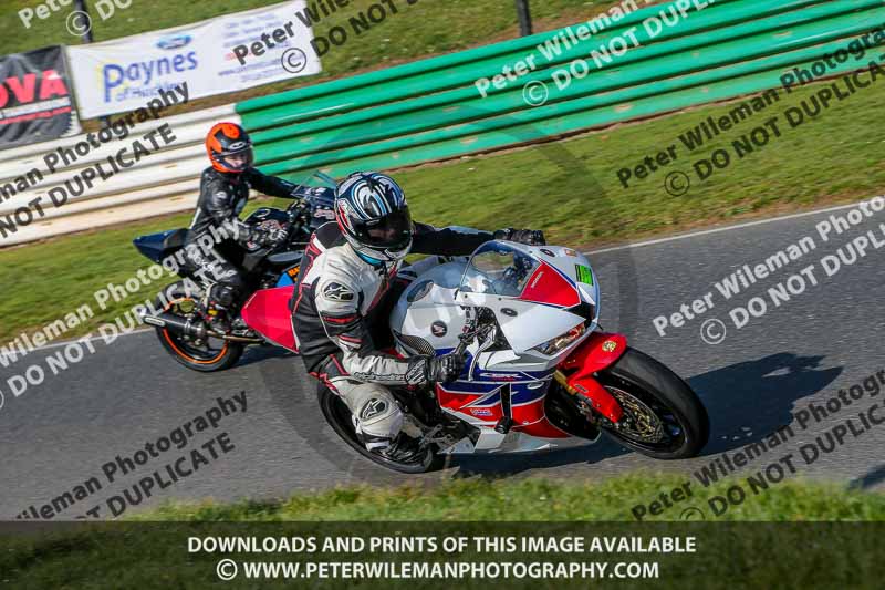 PJM Wedding Photography;enduro digital images;event digital images;eventdigitalimages;mallory park;mallory park photographs;mallory park trackday;mallory park trackday photographs;no limits trackdays;peter wileman photography;racing digital images;trackday digital images;trackday photos